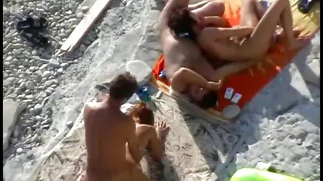 XXX sem registo  Um em um com grandes porno brasileiros os melhores ombros largos