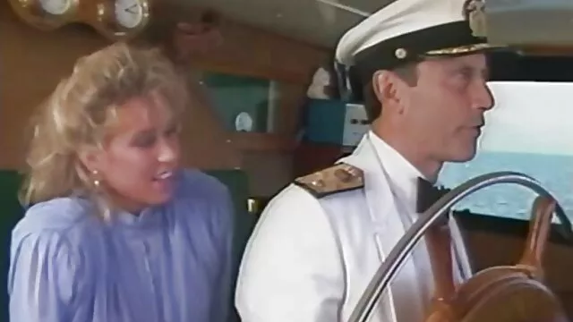 XXX sem registo  O tipo firme fode filme pornô brasileiro atual entre uma loura em miniatura de pão