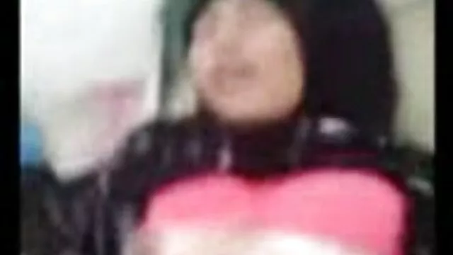 XXX sem registo  Mokroshkilka young permite que um negro se venha na boca pornos antigos nacionais dela.