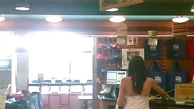 XXX sem registo  Motoqueiros atrizes pornôs brasileiras tatuados com cuidado