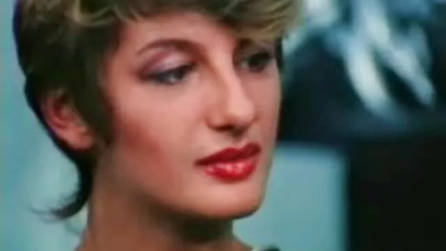 XXX sem registo  Esta rapariga de atrizes porno da brasileirinhas meias agrada a dois homens com pato oralse e transforma - se num maldito cancro.