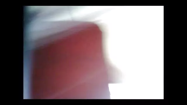 XXX sem registo  Cospe o rabo e vídeos pornôs amadores brasileiros entra no ânus.