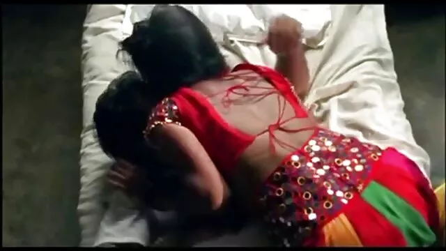 XXX sem registo  Morena atrizes pornos brasileiras mais gostosas bonita na piscina masturba-se