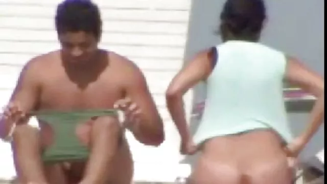 XXX sem registo  Com pintos, filme porno nacional antigos depravados