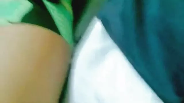 XXX sem registo  Lésbicas magras lamberam pornô de brasileiras as virilhas posando 69