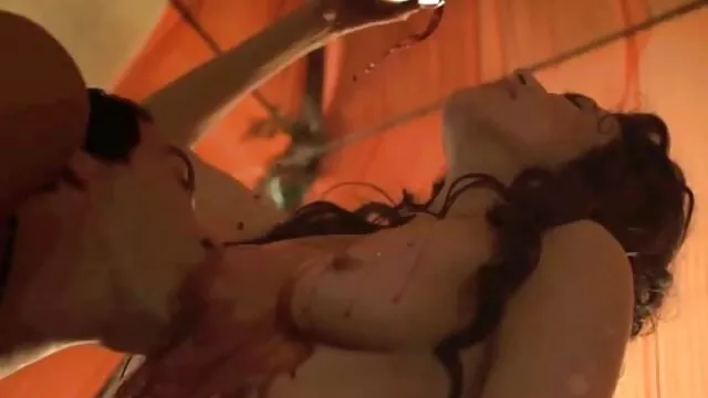 XXX sem registo  Um homem com habilidade para executar a tarefa de Marido-Mulher atrizes pornos brasileiras negras