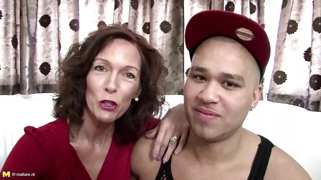 XXX sem registo  Beleza a Lamber o ânus ao homem li assistir vídeos pornôs brasileiros